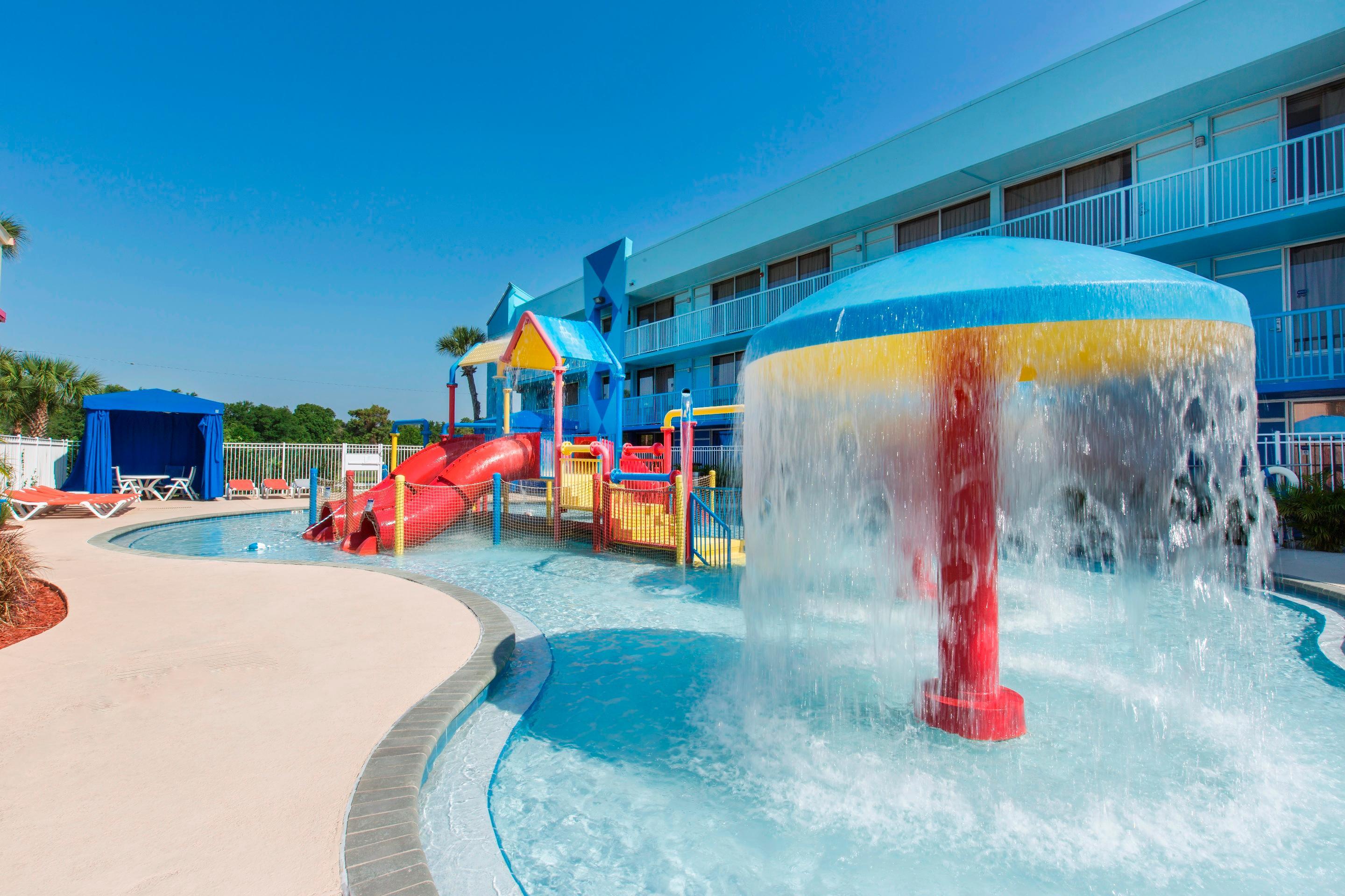 Отель Ramada By Wyndham Flamingo Water Park Киссимми Экстерьер фото